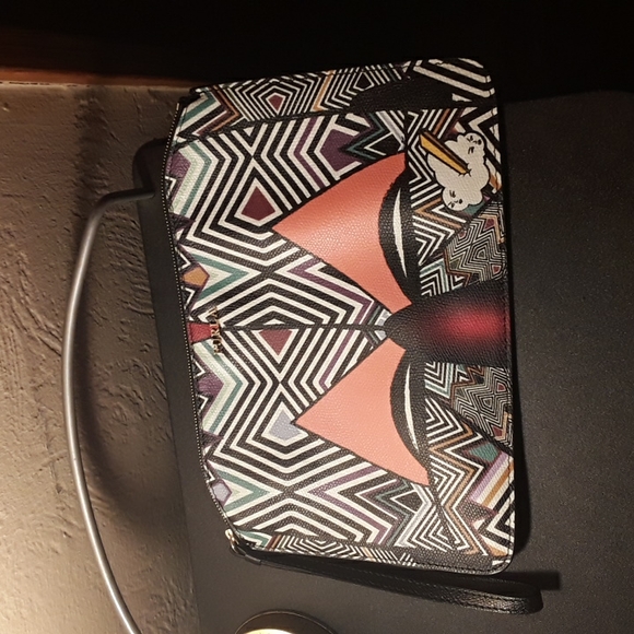 Furla Genuine Leather Cosmetic Case - Picture 5 of 5